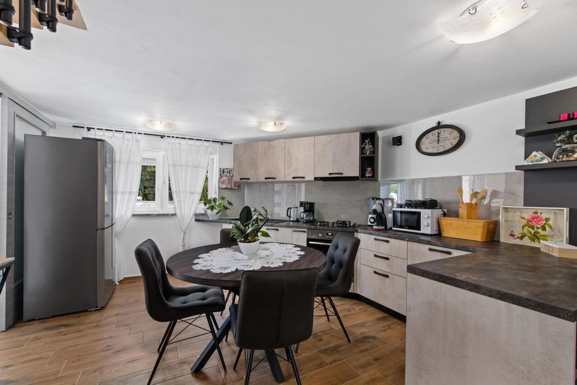 Holiday Home Sea Premantura Bagian luar foto