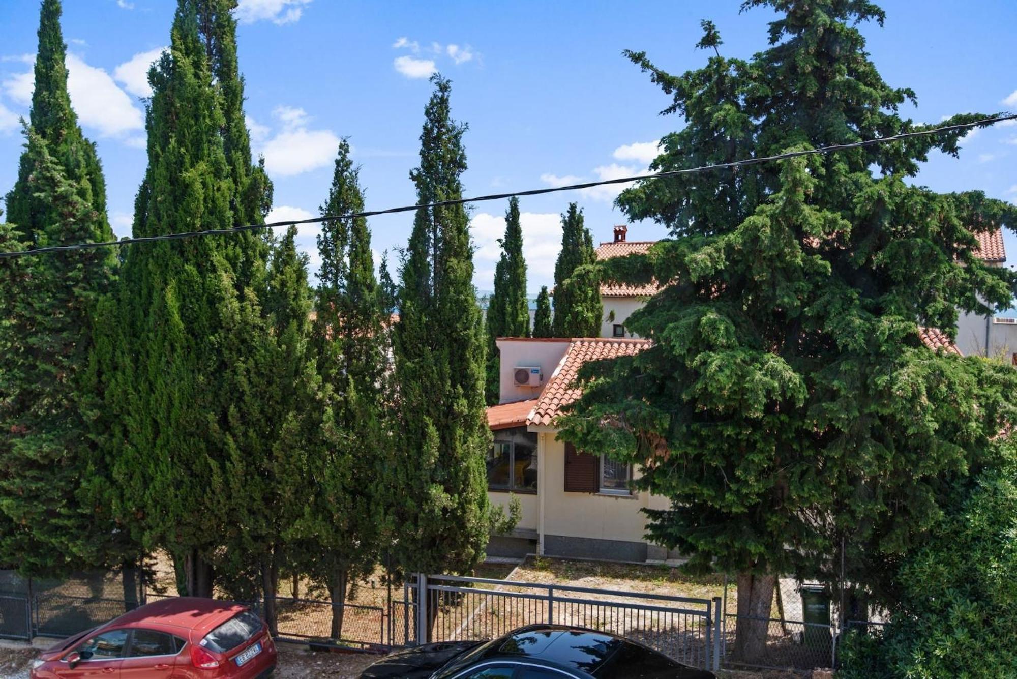 Holiday Home Sea Premantura Bagian luar foto